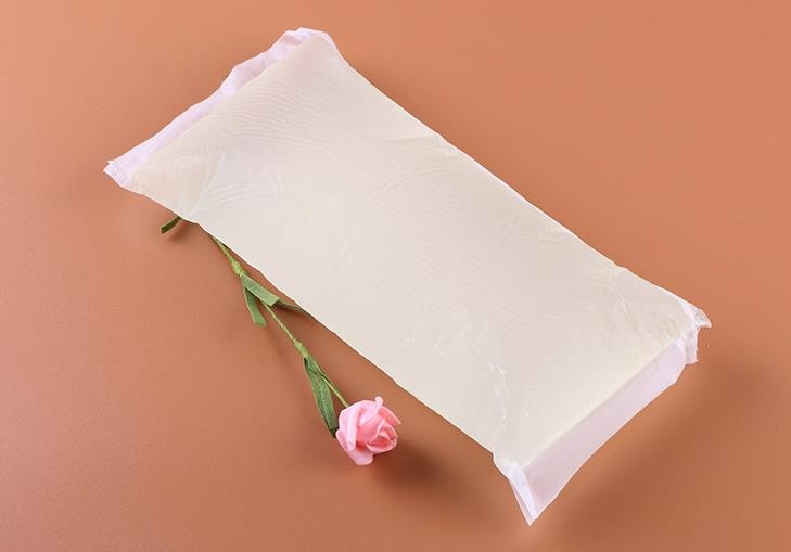 hot melt adhesive